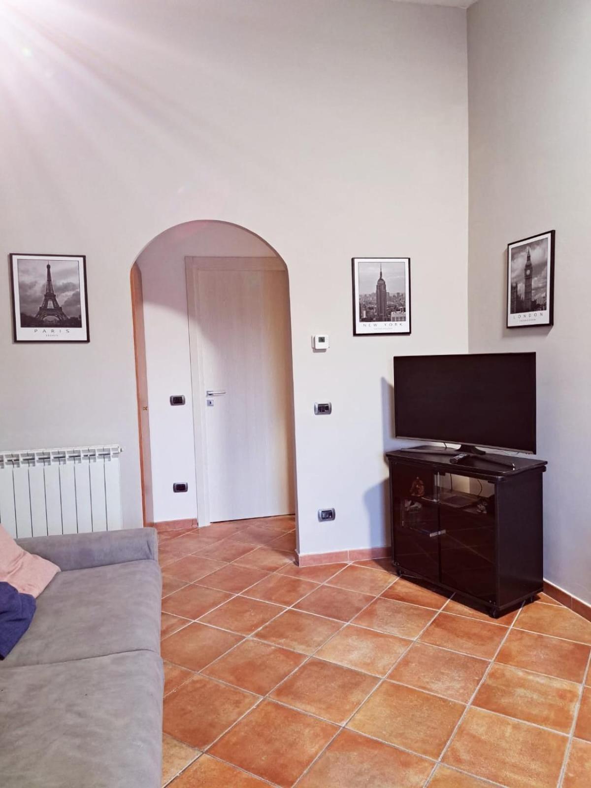 Apartment Roma Tor Vergata Con Giardino Exterior foto